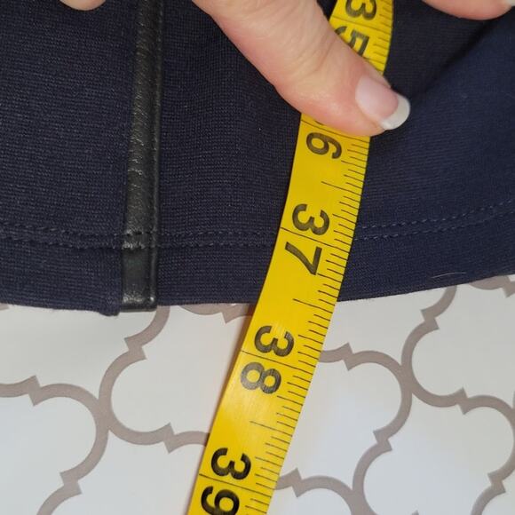 Alice and Olivia- NWT-Employed Navy Leather Piping Sheath Dress- Size Medium - Picture 11 of 11